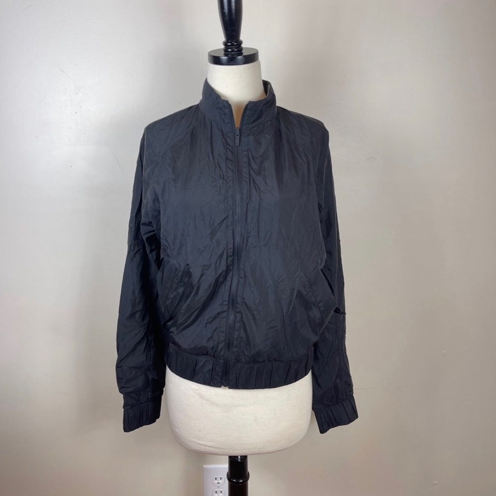 Lululemon Bombs Away Reversible Jacket 4